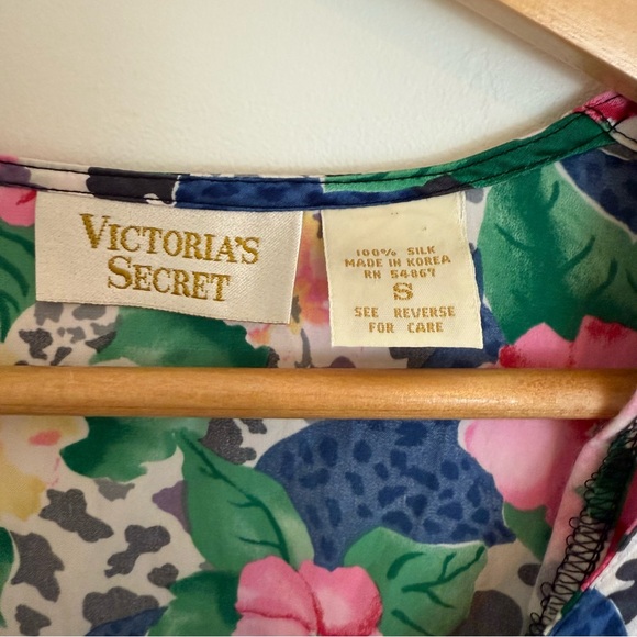 Vintage Victoria's Secret Silk Floral Top Gold Label Sleep Shirt Women's Size S - Picture 3 of 8